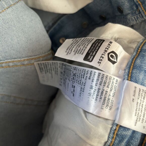 Levi's Ribcage Straight Ankle Jeans - Picture 2 of 8